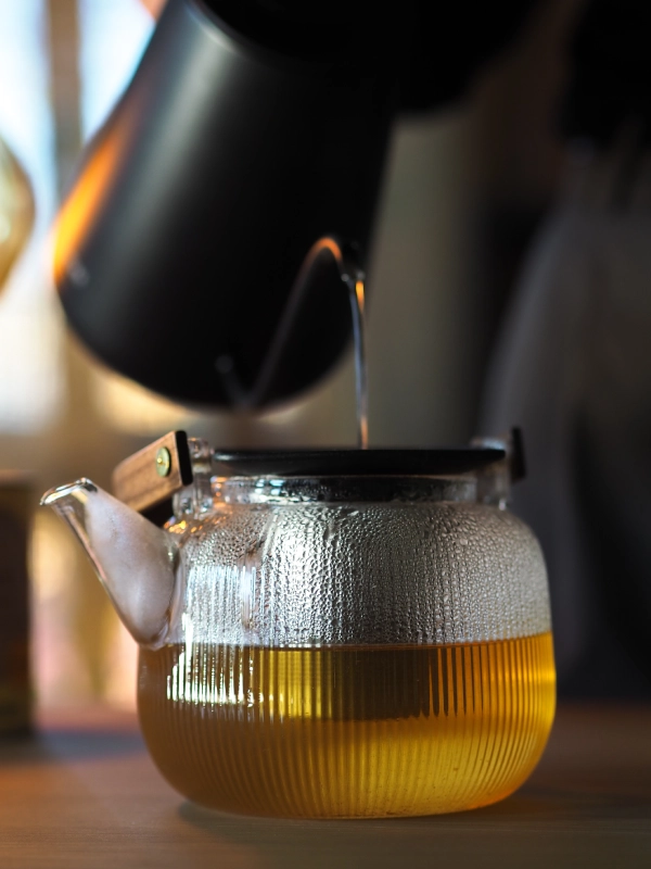 Zaparzanie herbatki Miodowa Pogoda Dworzysk