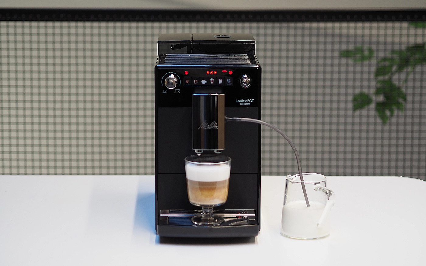 Ekspres MELITTA Latticia OT do cappuccino i latte macchiato