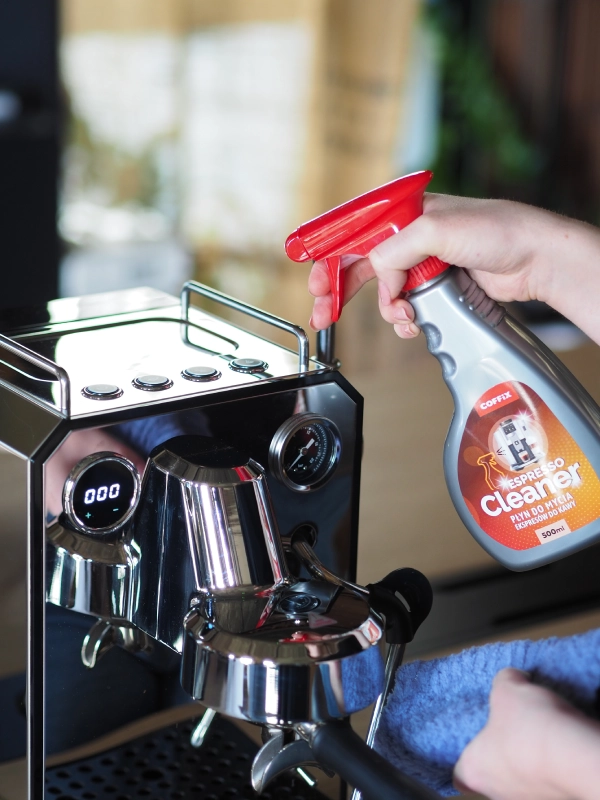 Czyszczenie ekspresu do kawy