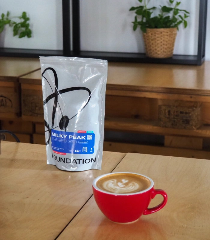Jak zaparzyć Foundation Coffee Roasters Milky Peak Espresso - flat white