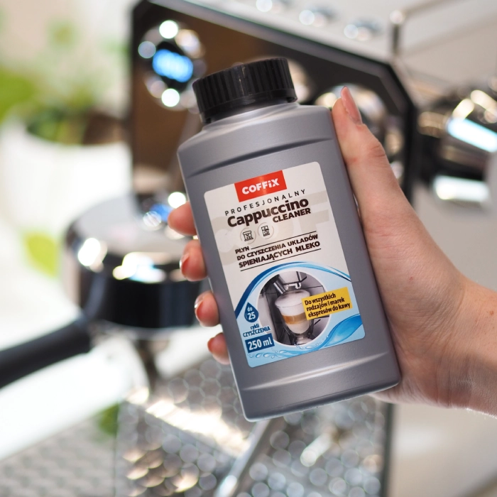 Płyn COFFIX do czyszczenia systemów spieniających mleko w ekspresach