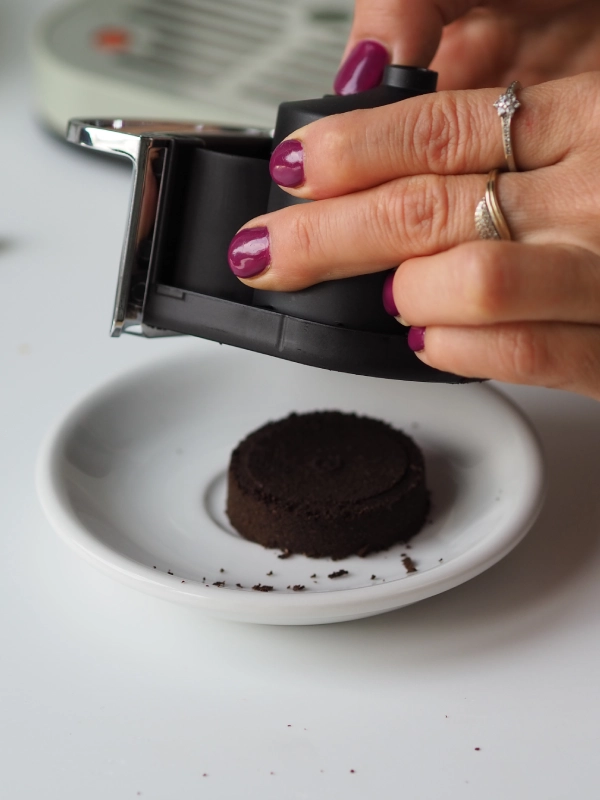 Łatwe czyszczenie ekspresu Krups Coffee Crush