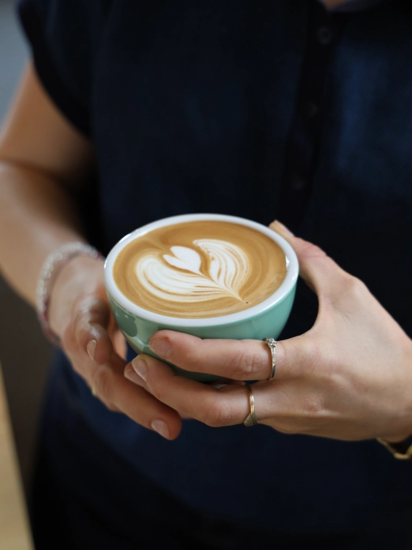 Cappuccino przygotowane w ekspresie kolbowym Elizabeth3 PL92T3
