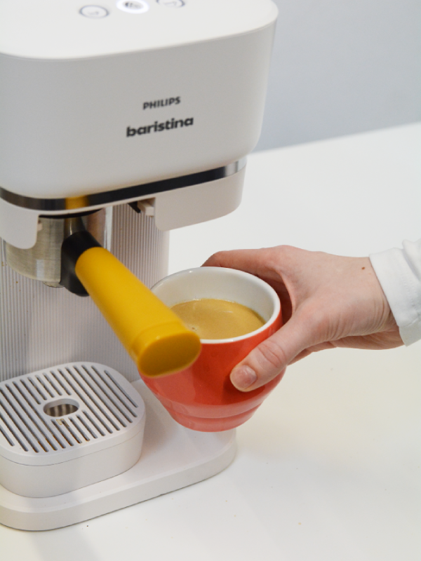 Kawa z ekspresu Philips Baristina