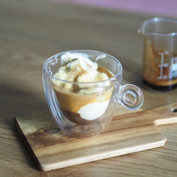 Deser kawowy - kawa z lodami affogato