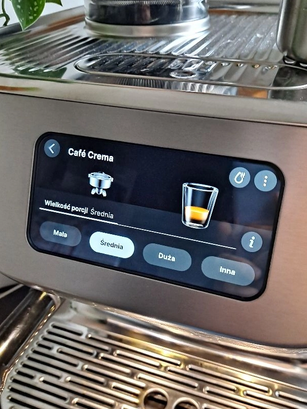 Wybór wielkości napojów w ekspresie Sage Oracle Dual Boiler