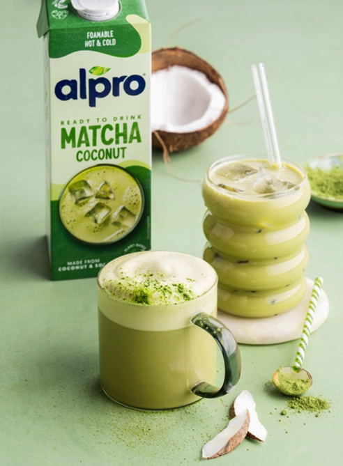 Matcha latte na bazie Alpro Matcha Ready To Drink