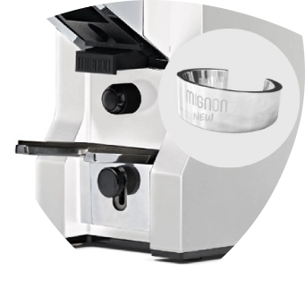 Regulowane metalowe widełki w młynku Eureka Mignon Specialita Smart