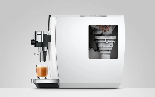 Szeroki zakres specjałów kawowych ekspresu Jura E8 (ED)