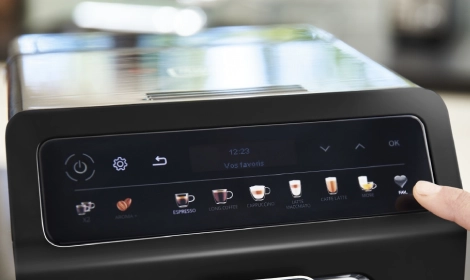 Panel OLED ekspresu KRUPS Evidence One i prosta obsługa