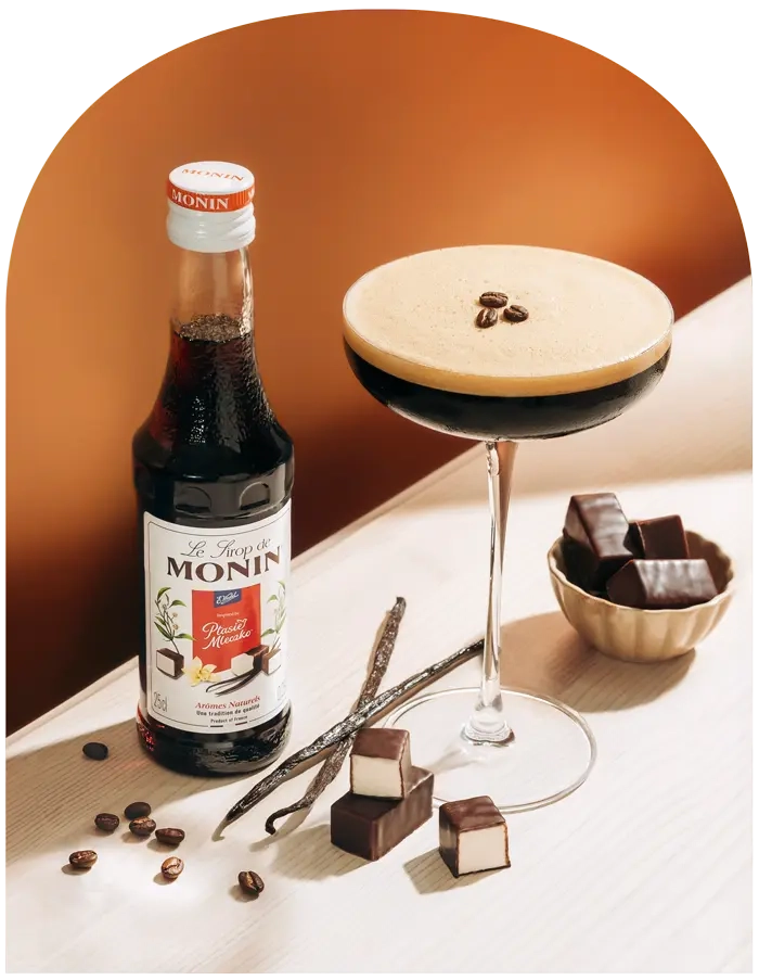 Espresso Martini z pianką oraz syrop MONIN Ptasie Mleczko