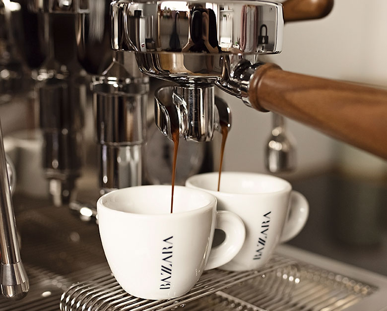 Ekspres kolbowy parzy espresso Ekspres kolbowy parzy espresso