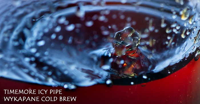 Wykapana kawa z Timemore Icy Pipe - czym różni się od cold brew ze słoika lub strzykawki?