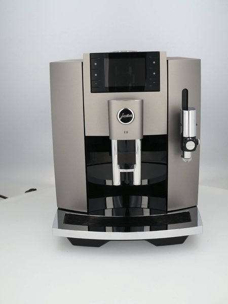 OUTLET 88584 - Ekspres do kawy Jura E8 Dark Inox (EC)