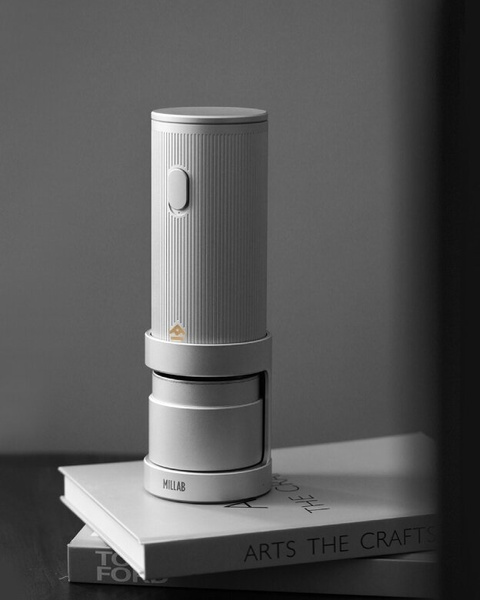 Młynek do kawy Millab E01 Electric Grinder Space Silver- Srebrny