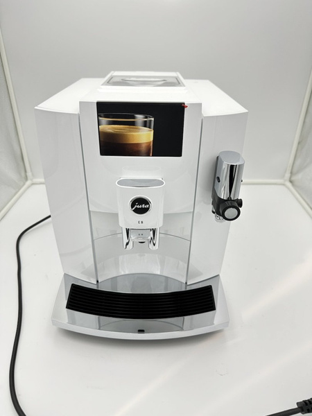 OUTLET 63232 - Ekspres do kawy Jura E8 Piano White (EB)