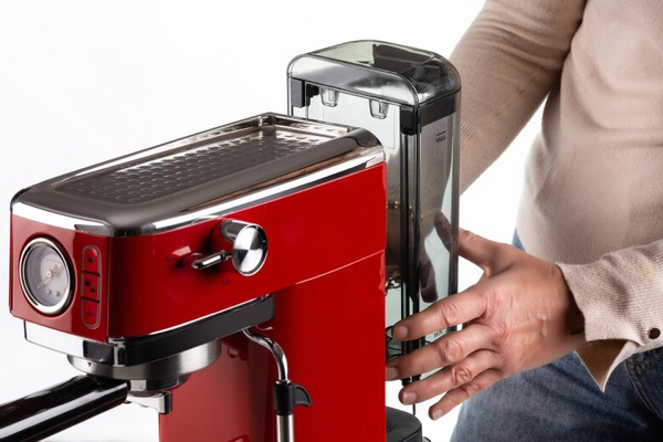 Ekspres do kawy Ariete Perfetto Slim Manometro Moderna 1381/33 - Czerwony