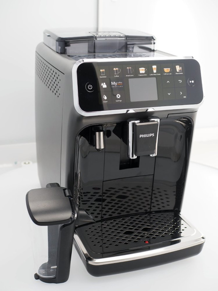 OUTLET - Ekspres do kawy Philips 5400 LatteGo EP5444/50