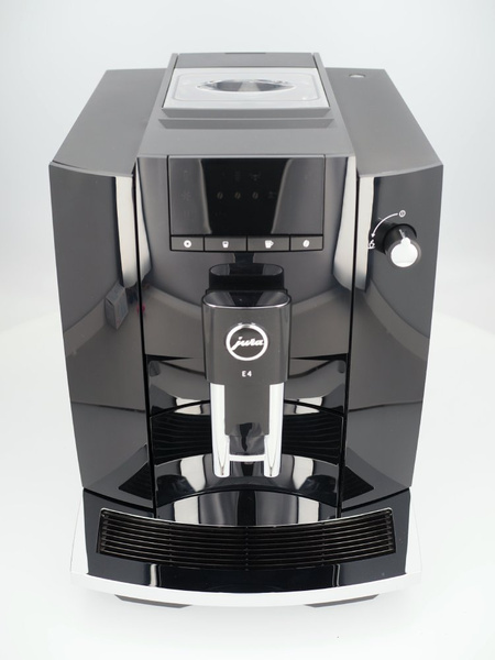 OUTLET 6831 - Ekspres do kawy Jura E4 Piano Black (EA)