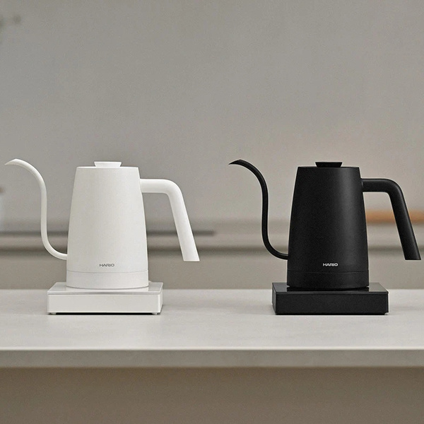 Czajnik elektryczny Hario Lyra 800ml - Biały