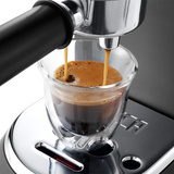 OUTLET 24351 - Ekspres do kawy DeLonghi EC 685.BK