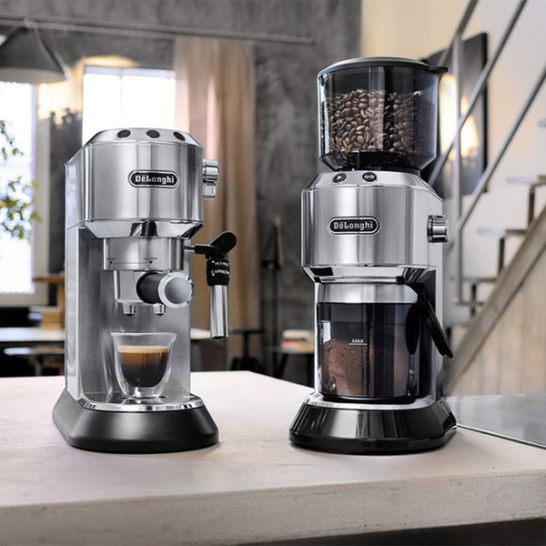 Ekspres do kawy DeLonghi EC 685.M - NIEDOSTĘPNY