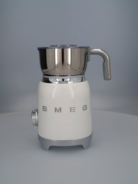 OUTLET 6589 - Spieniacz do mleka Smeg MFF11WHEU - Biały