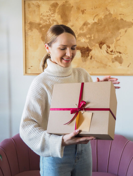 Zestaw prezentowy z kubkiem termicznym, kawą mieloną i czekoladą