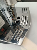 OUTLET 24570 - Ekspres do kawy DeLonghi EC 820.B
