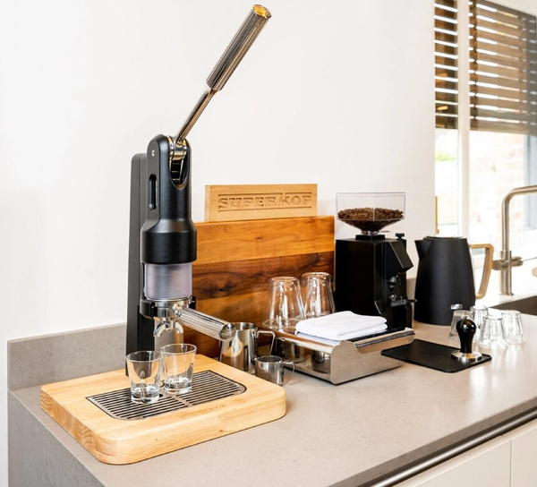 Dźwigniowy ekspres do kawy Superkop Black - Czarny