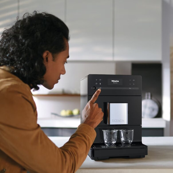 Ekspres do kawy Miele CM 5310 Silence Obisidian Black 11541710 + GRATIS 3KG KAWY