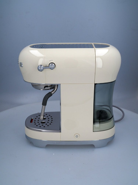 OUTLET 42121 - Ekspres do kawy Smeg ECF02CREU - Kremowy