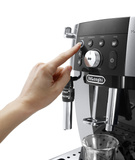 OUTLET 24190 - Ekspres do kawy Delonghi ECAM 250.23.SB