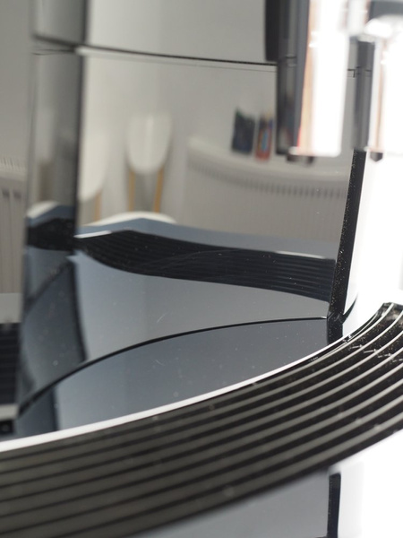 OUTLET 6831 - Ekspres do kawy Jura E4 Piano Black (EA)