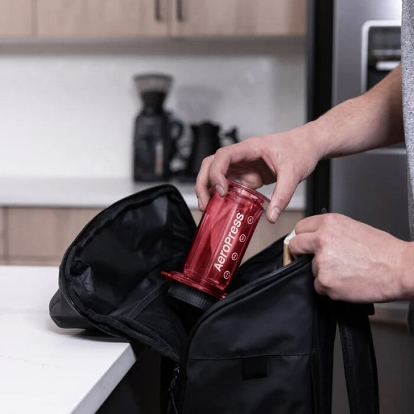 Zaparzacz do kawy AeroPress Clear - Czerwony