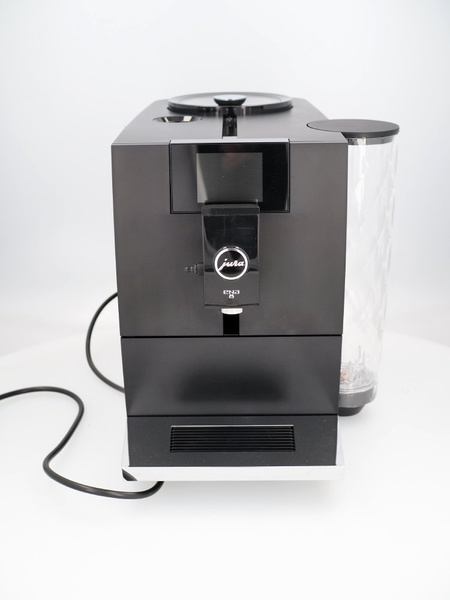 OUTLET 12875 - Ekspres do kawy Jura ENA 8 Full Metropolitan Black (EC) 