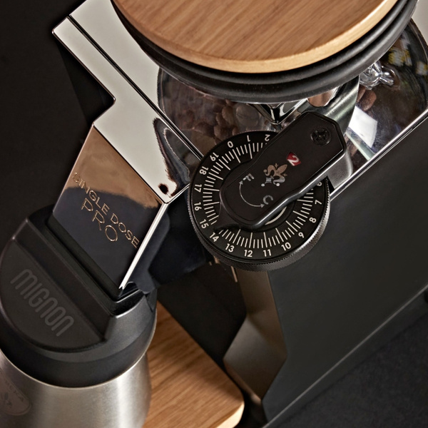 Młynek do kawy Eureka Mignon Single Dose PRO Chrome 