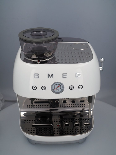 OUTLET 5233 - Ekspres do kawy SMEG EGF03WHEU - Biały