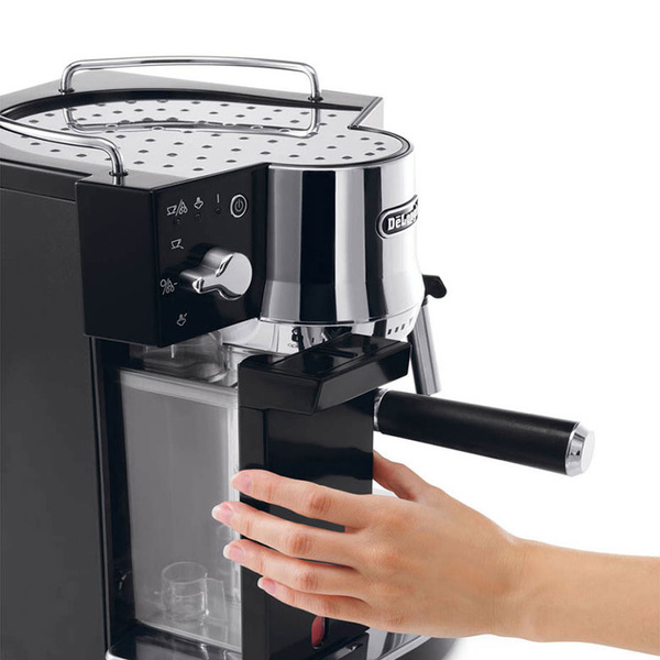 Ekspres do kawy DeLonghi EC 820.B - NIEDOSTĘPNY