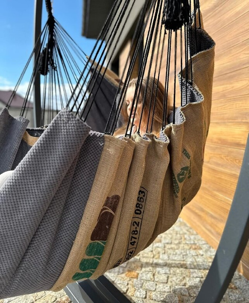 Hamak wiszący ze stelażem Swing XXL - Szary