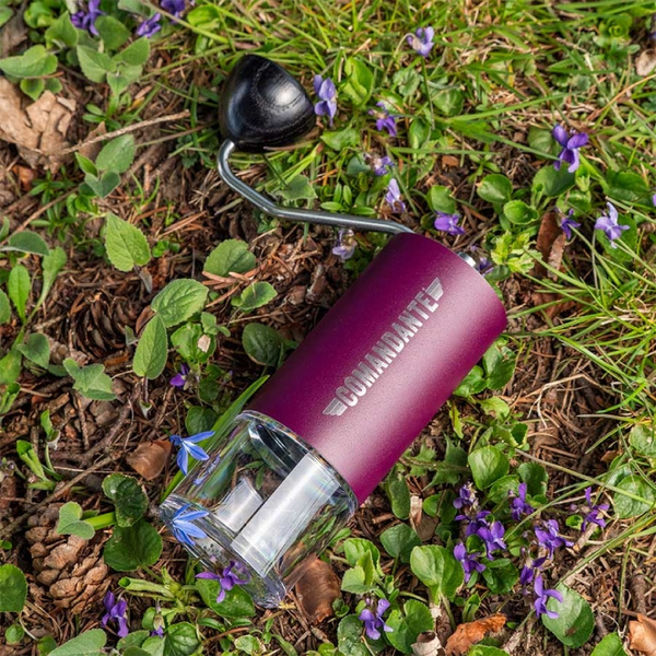 Młynek do kawy Comandante C40 MK4 Nitro Blade Deep Purple