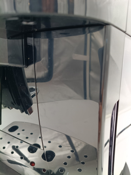 OUTLET17655 - Ekspres do kawy DeLonghi Magnifica ECAM 22.110.B