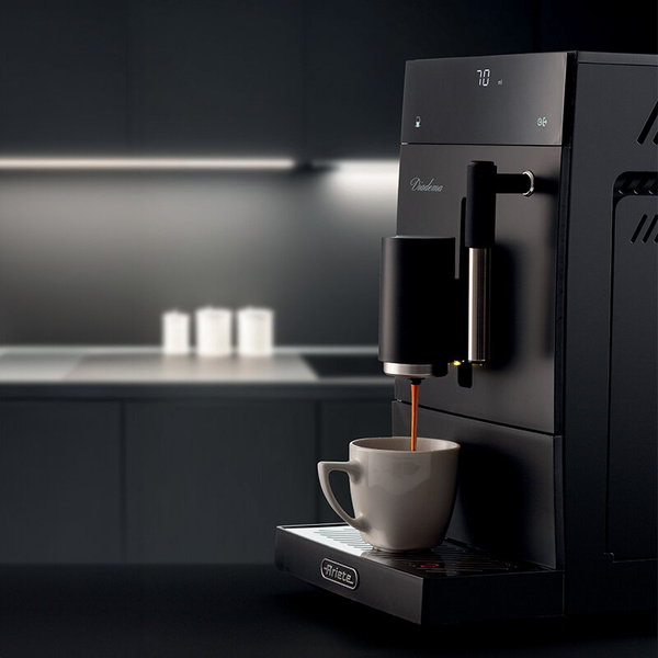 Ekspres do kawy Ariete 1452/00 Diadema - Czarny