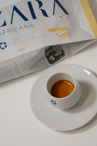 Kawa ziarnista Bazzara Luxury Blend Panafricana 1kg