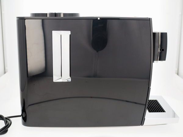 OUTLET - Ekspres do kawy Jura ENA 8 Full Metropolitan Black (EC) 