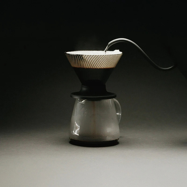 Tritanowy Drip Hario V60 NEO 01 - Czarny