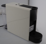 OUTLET 6563 - Ekspres na kapsułki Nespresso KRUPS Essenza Mini White XN110110 - Biały
