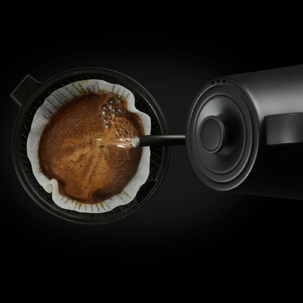 Czajnik elektryczny Wilfa Svart Pour WSPOK-1000B Czarny - 800 ml