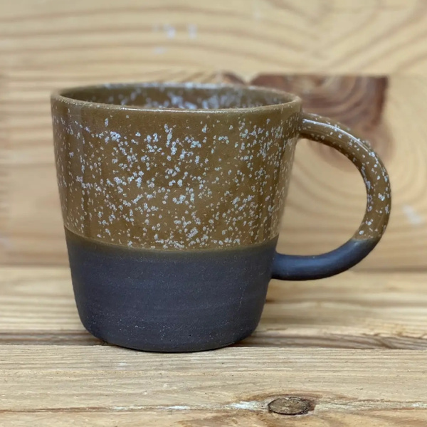 Ceramiczny kubek z uszkiem Pot Pot - Mokka 300 ml