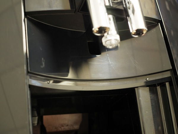 OUTLET 32451 - Ekspres do kawy Jura E6 Piano Black (EC)